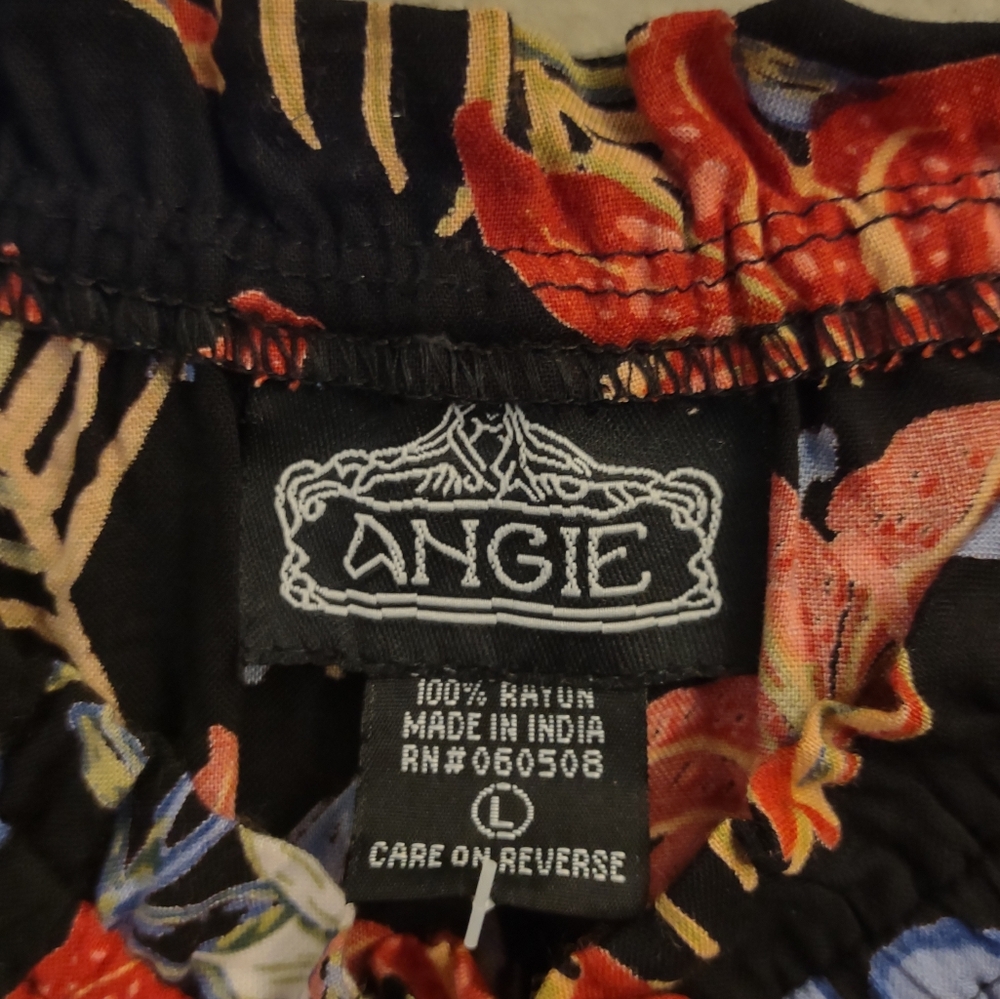 Angie Off-Shoulder Black Tropical Floral Romper – Boho Chic Size Large - Picture 6 of 11